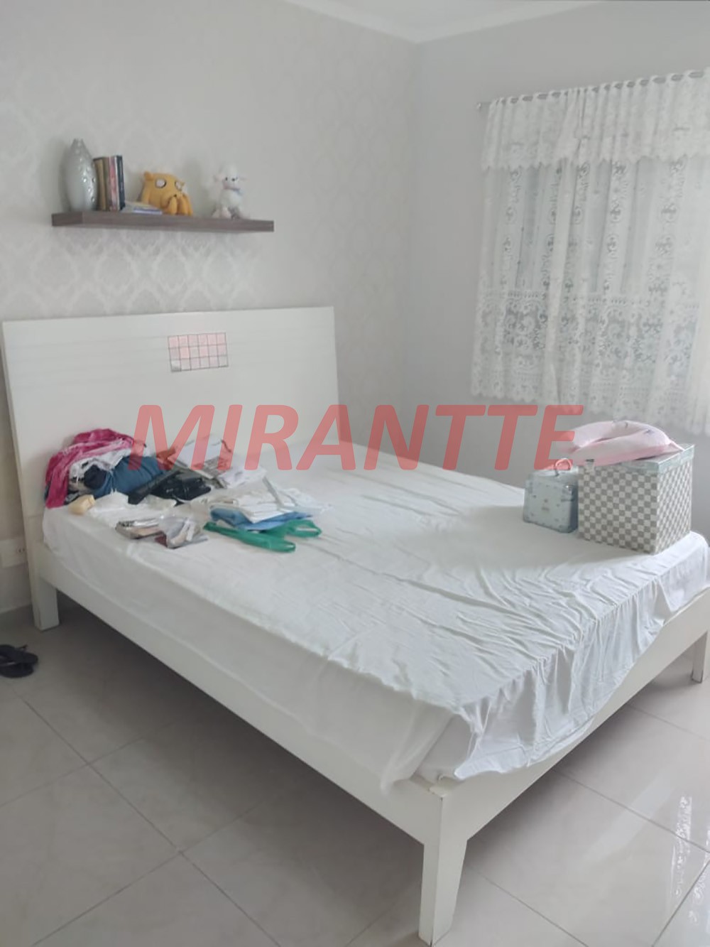 Sobrado de 350m² com 3 quartos em Santa Teresinha