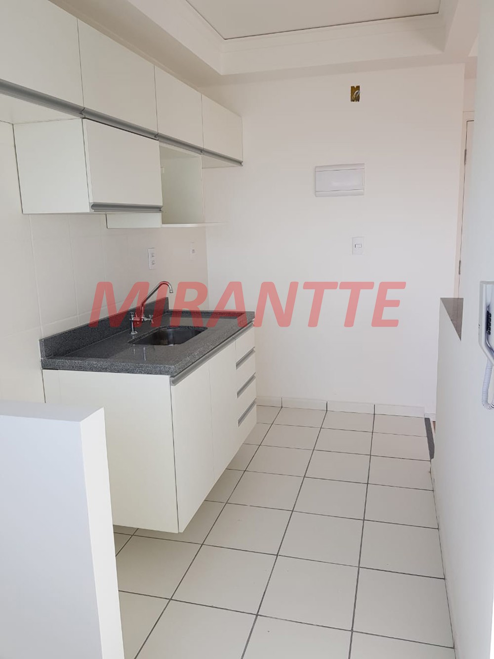 Apartamento de 45m² com 2 quartos em Cachoeirinha
