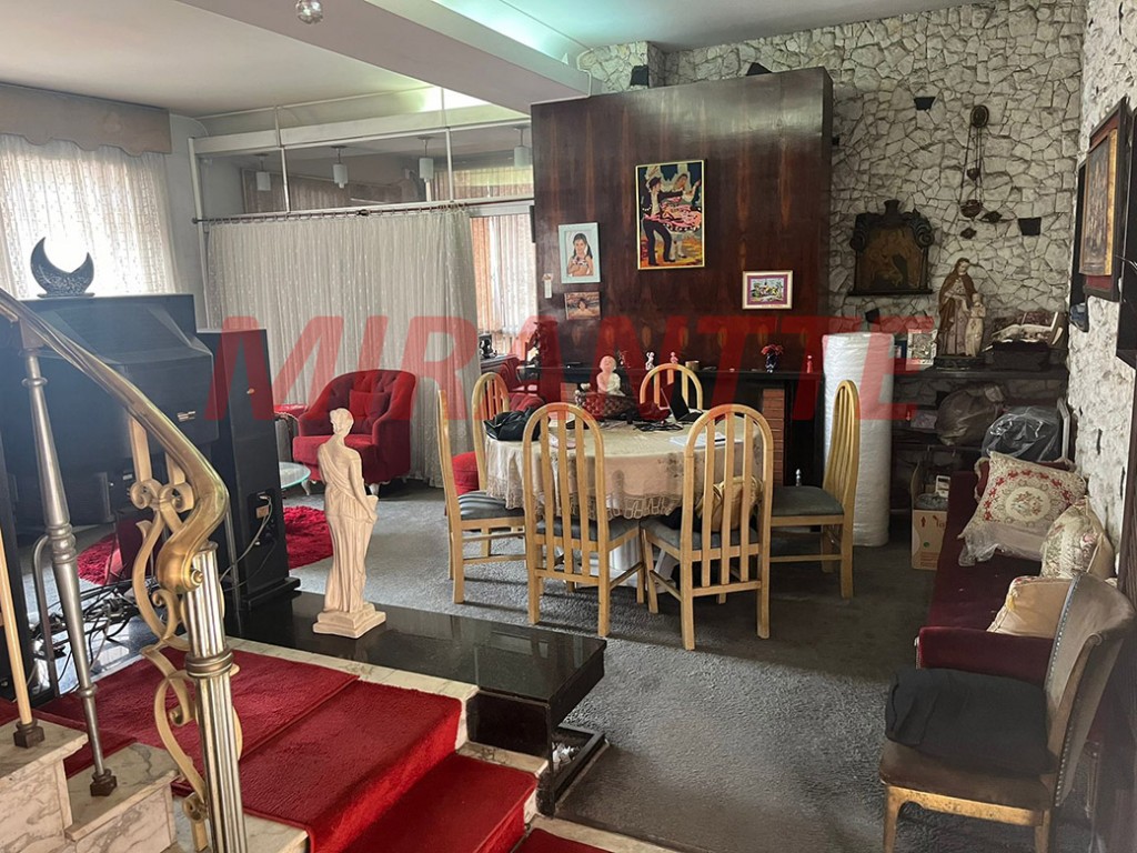 Comercial de 500m² em Santana