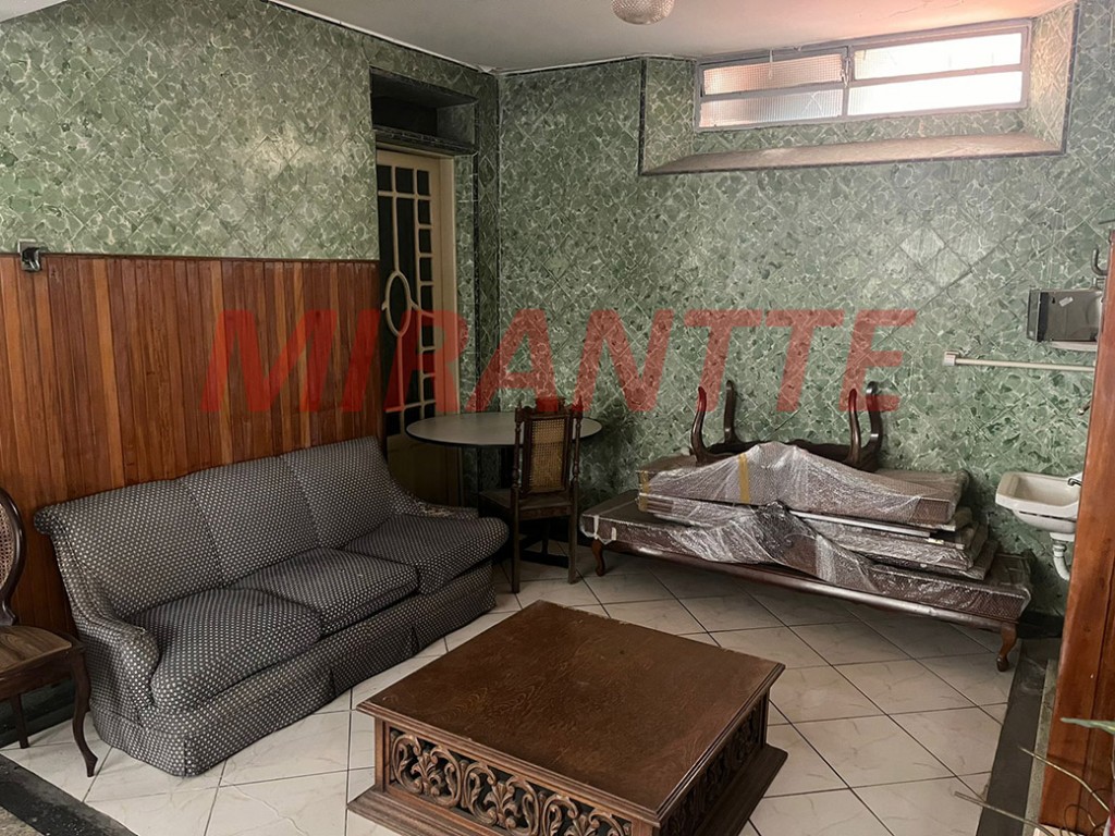 Comercial de 500m² em Santana