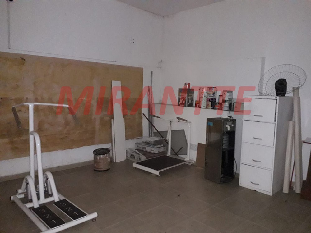 Comercial de 481m² em Santa Terezinha