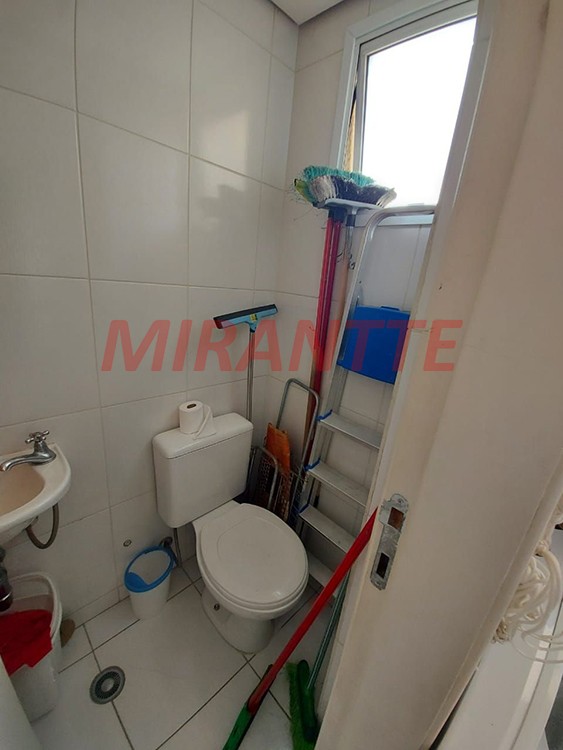 Apartamento de 84m² com 3 quartos em Água Fria
