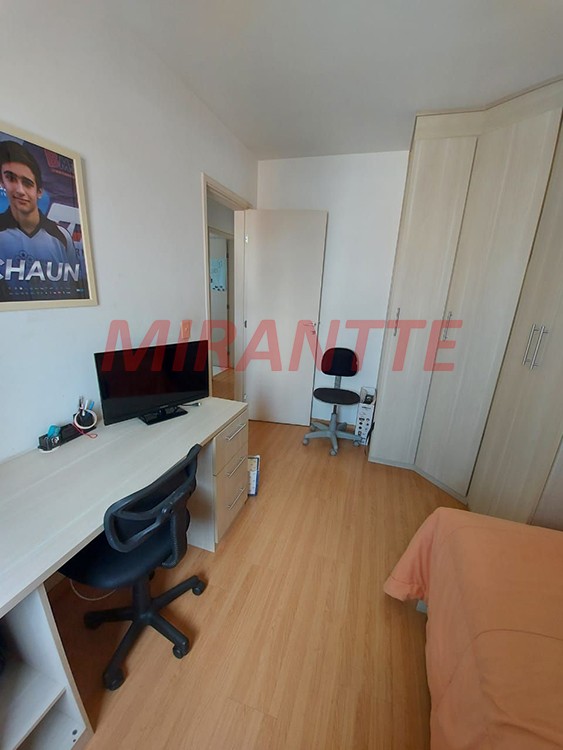 Apartamento de 84m² com 3 quartos em Água Fria