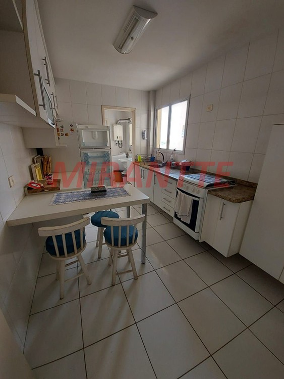 Apartamento de 84m² com 3 quartos em Água Fria