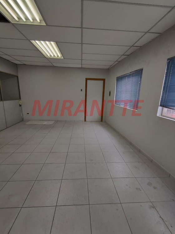 Comercial de 325m² em Carandiru