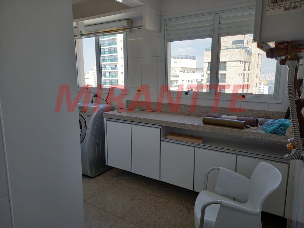Apartamento de 169m² com 3 quartos em Santana