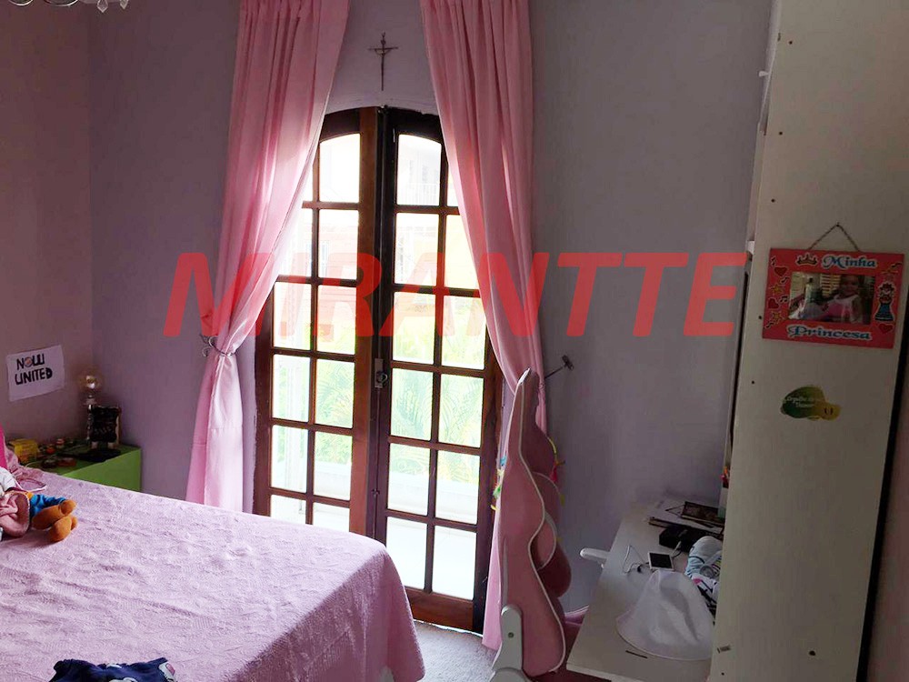 Sobrado de 380m² com 4 quartos em Jardim França