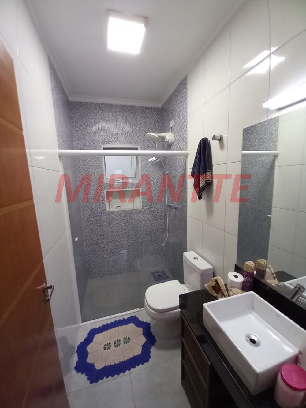 Sobrado de 309m² com 4 quartos em Santa Teresinha