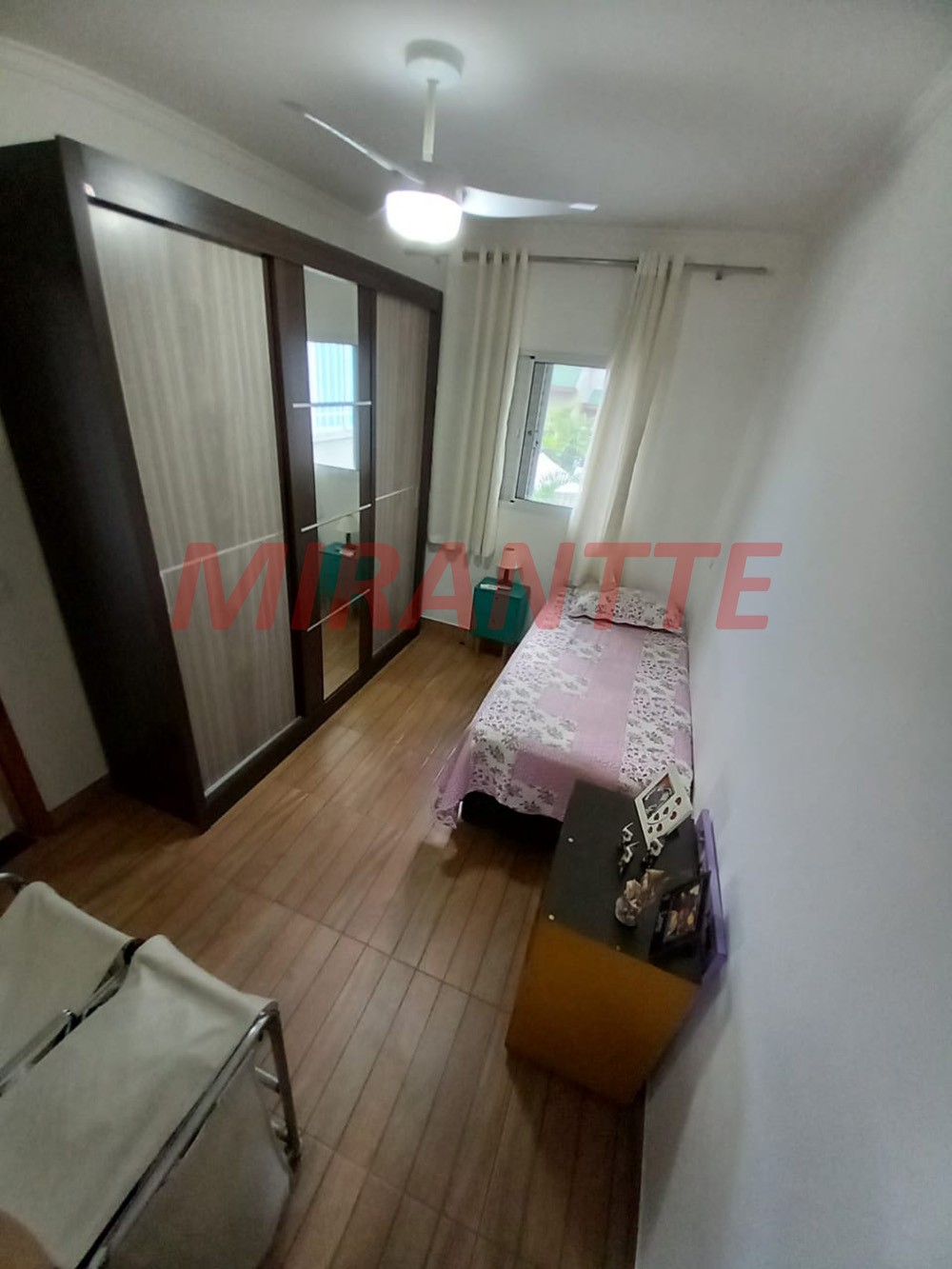 Sobrado de 309m² com 4 quartos em Santa Teresinha