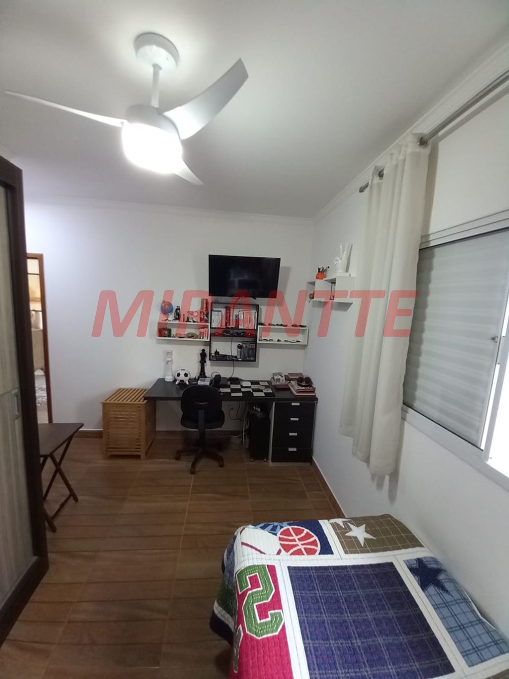 Sobrado de 309m² com 4 quartos em Santa Teresinha