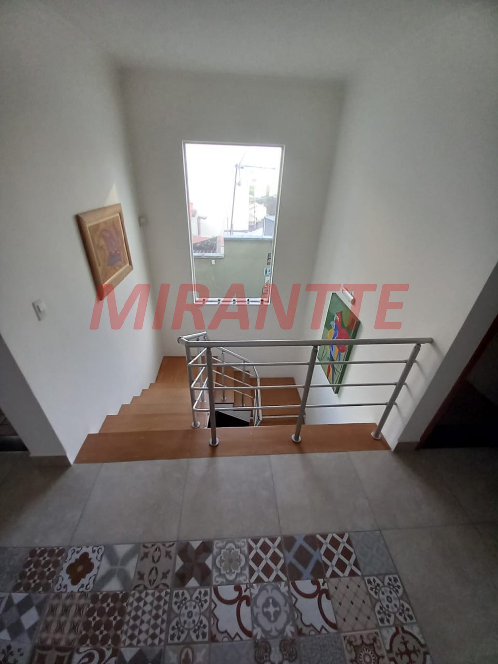 Sobrado de 309m² com 4 quartos em Santa Teresinha