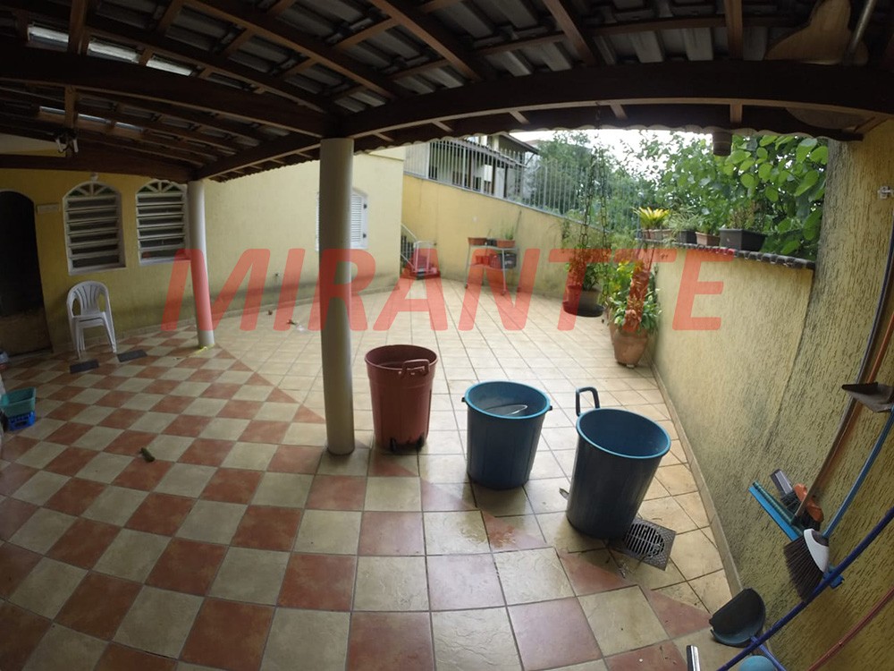 Sobrado de 198m² com 4 quartos em Jardim Kherlakian
