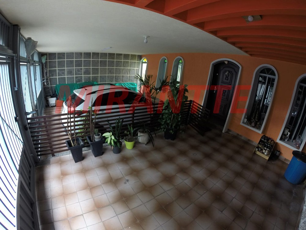 Sobrado de 198m² com 4 quartos em Jardim Kherlakian