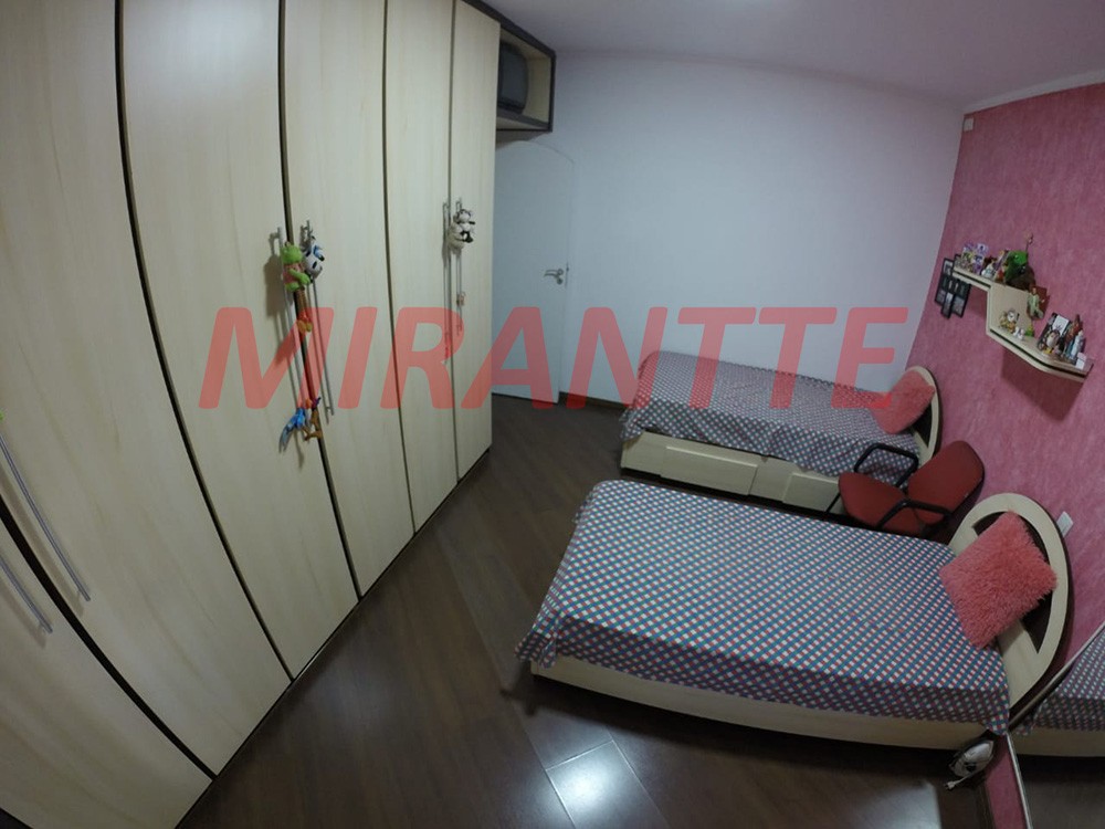 Sobrado de 198m² com 4 quartos em Jardim Kherlakian