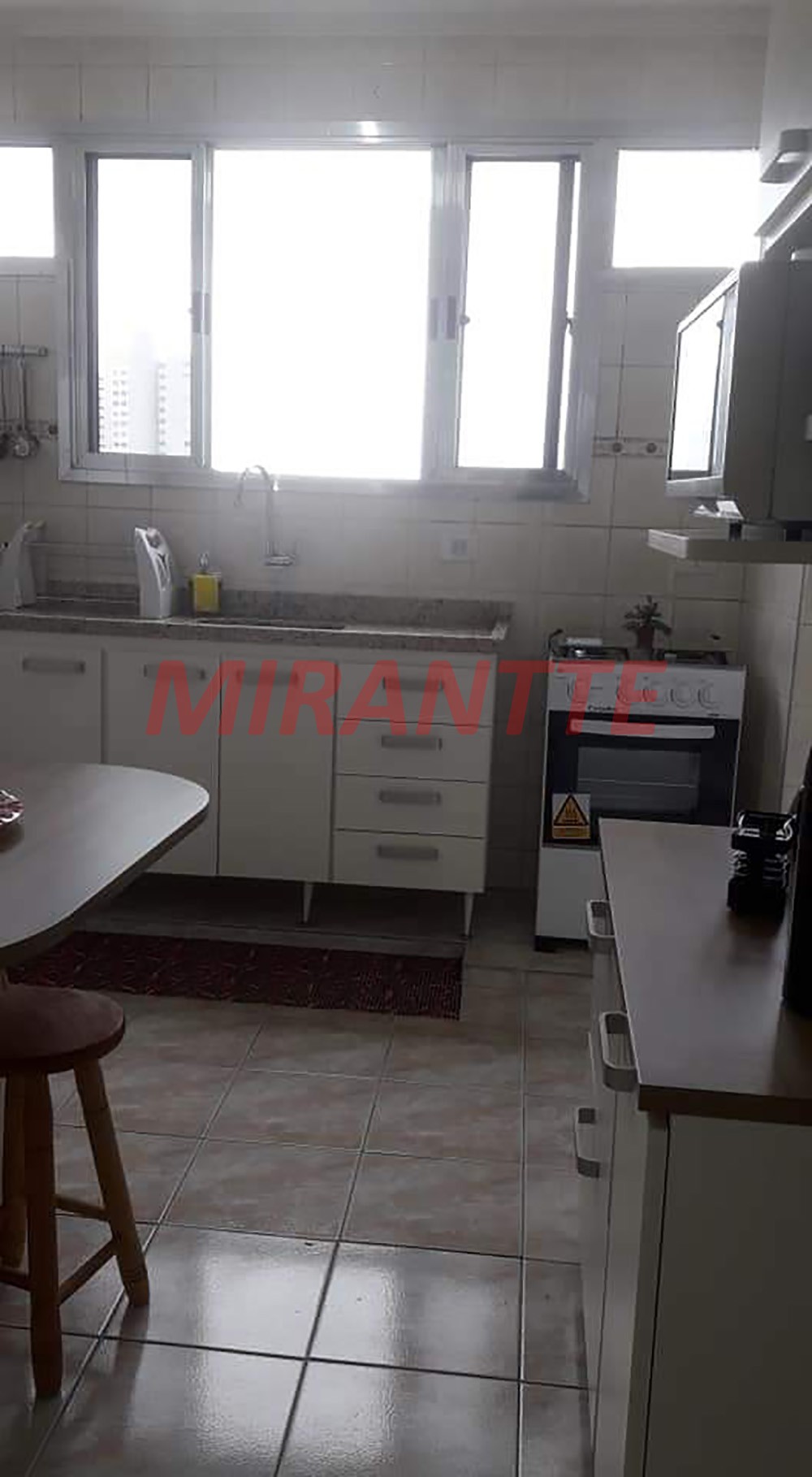 Apartamento de 56m² com 1 quartos em Centro