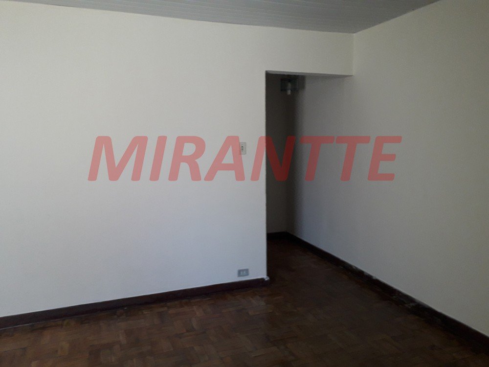 Sobrado de 1.2m² com 7 quartos em Santana
