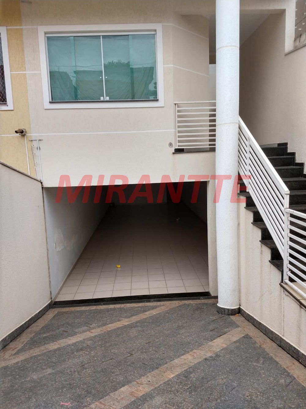 Sobrado de 274m² com 3 quartos em Vila Mazzei
