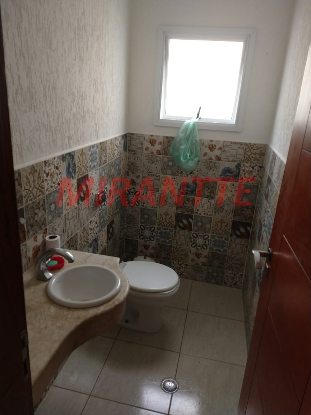 Sobrado de 274m² com 3 quartos em Vila Mazzei
