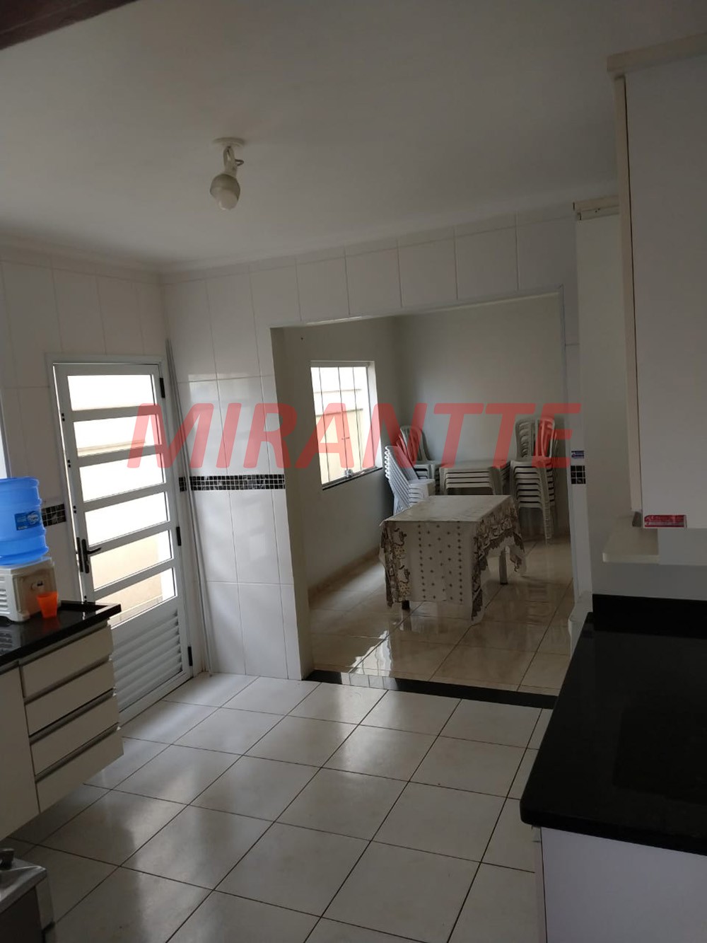 Sobrado de 274m² com 3 quartos em Vila Mazzei