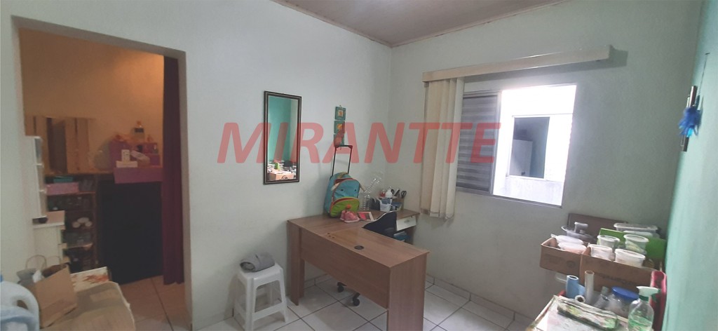 Sobrado de 130m² com 3 quartos em Água Fria