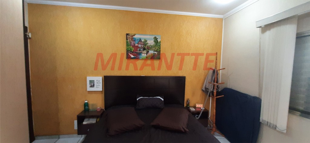 Sobrado de 130m² com 3 quartos em Água Fria