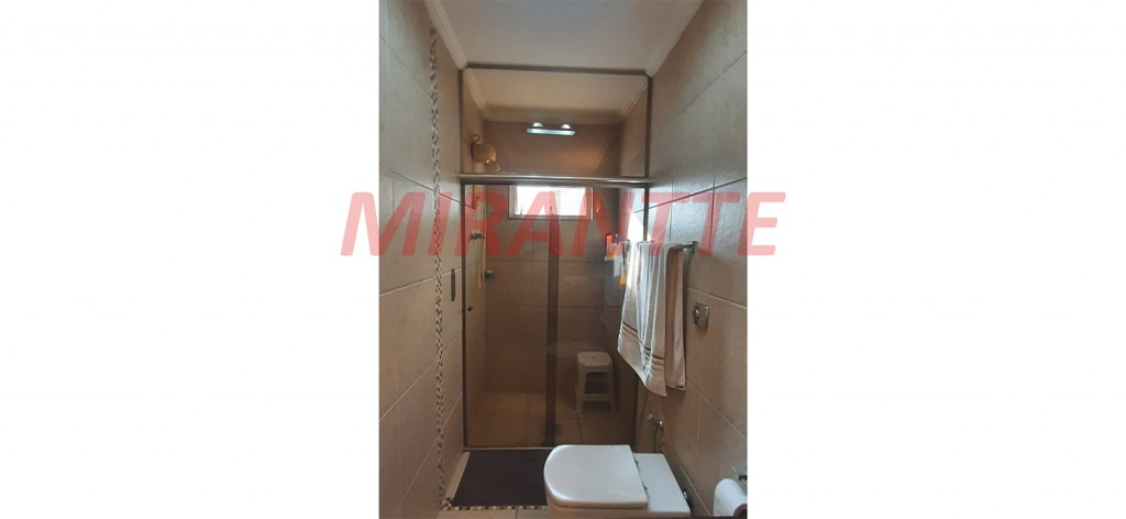 Sobrado de 130m² com 3 quartos em Água Fria