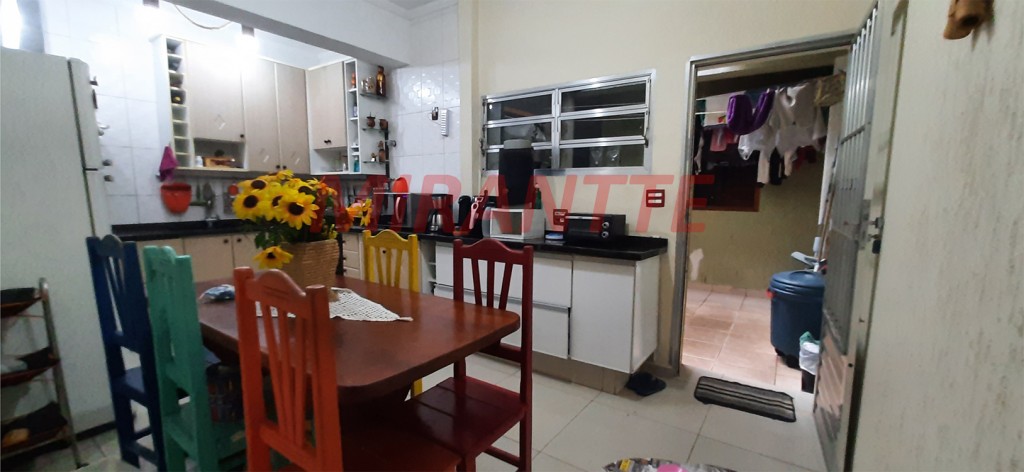 Sobrado de 130m² com 3 quartos em Água Fria