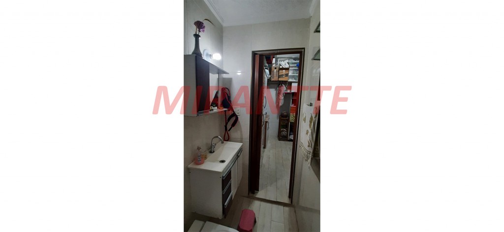 Sobrado de 130m² com 3 quartos em Água Fria