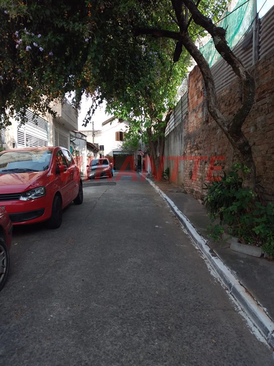 Terreno de 478m² em Chora Menino
