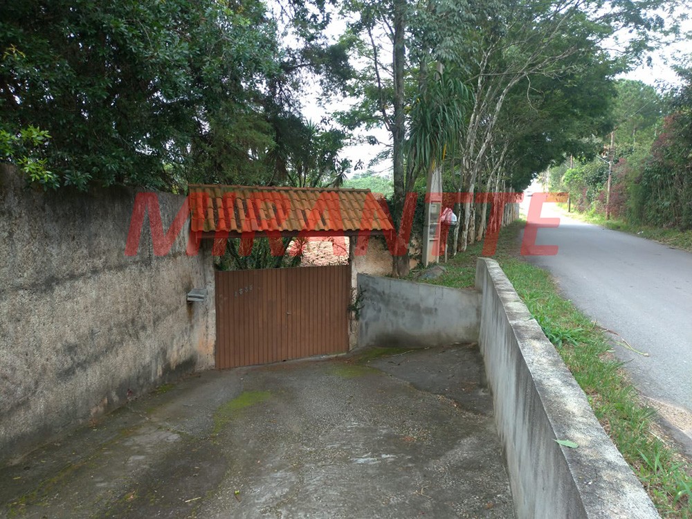 ChÁcara de 250m² com 3 quartos em Serra da Cantareira