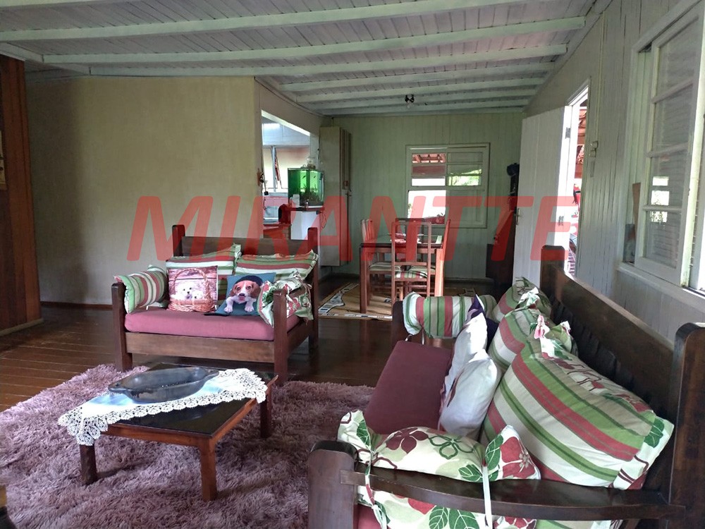 ChÁcara de 250m² com 3 quartos em Serra da Cantareira