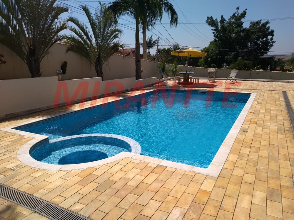 Casa terrea de 547m² com 5 quartos em CENTRO