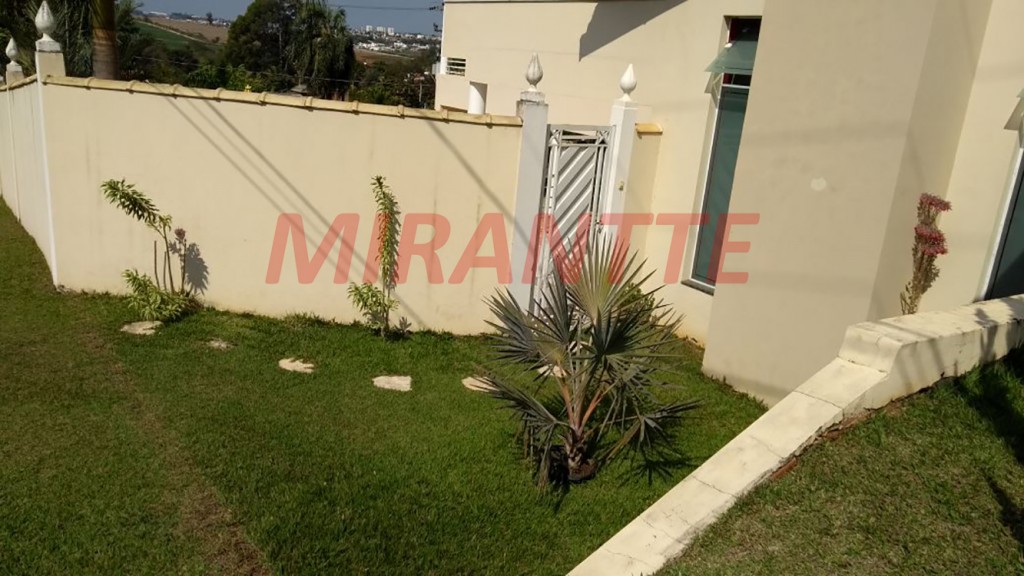 Casa terrea de 547m² com 5 quartos em CENTRO