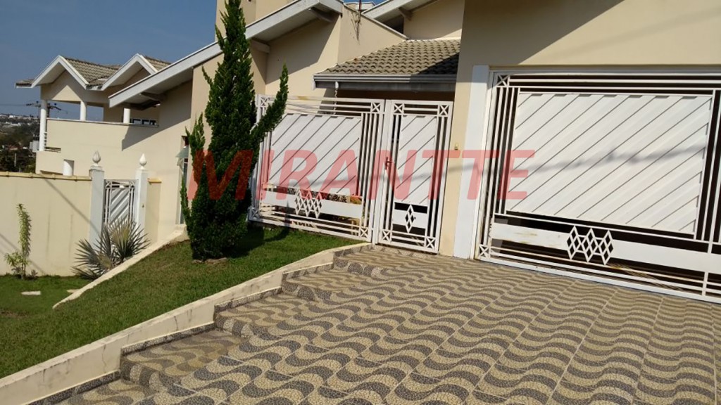 Casa terrea de 547m² com 5 quartos em CENTRO