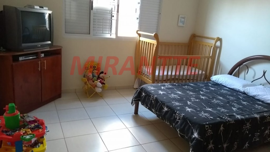 Casa terrea de 547m² com 5 quartos em CENTRO