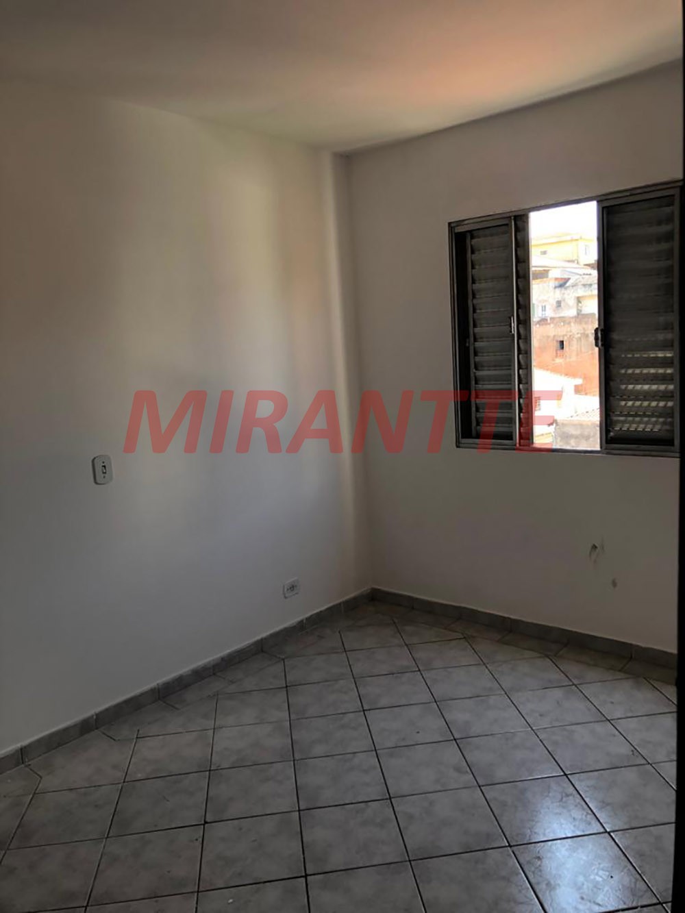 Sobrado de 284m² com 2 quartos em Parque Vitória
