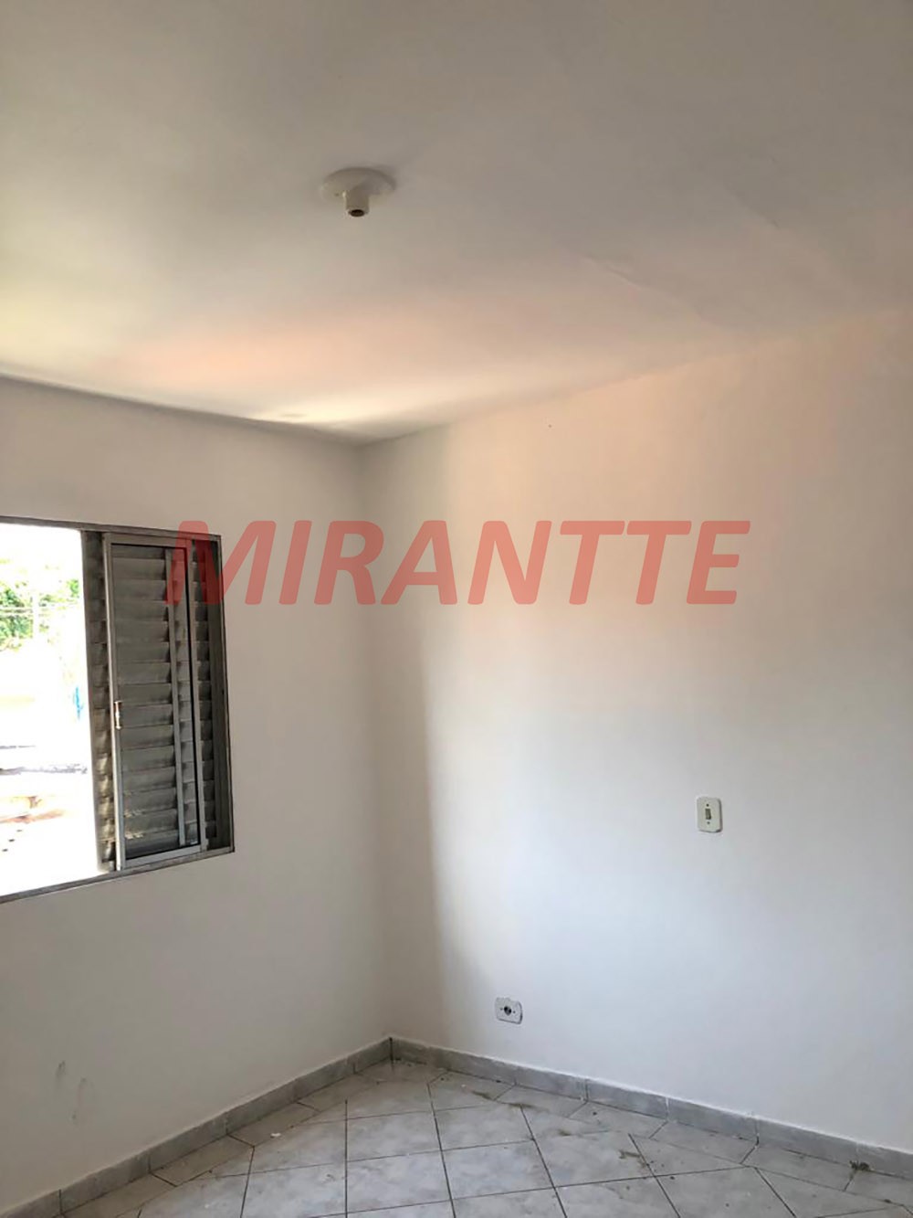 Sobrado de 284m² com 2 quartos em Parque Vitória