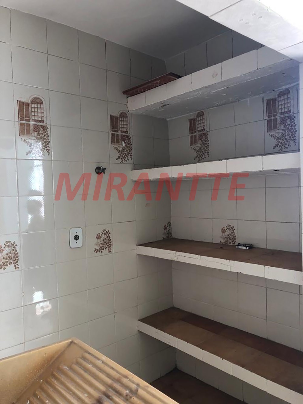 Sobrado de 284m² com 2 quartos em Parque Vitória