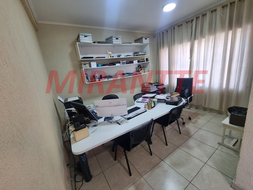 Casa terrea de 180m² com 4 quartos em Santana