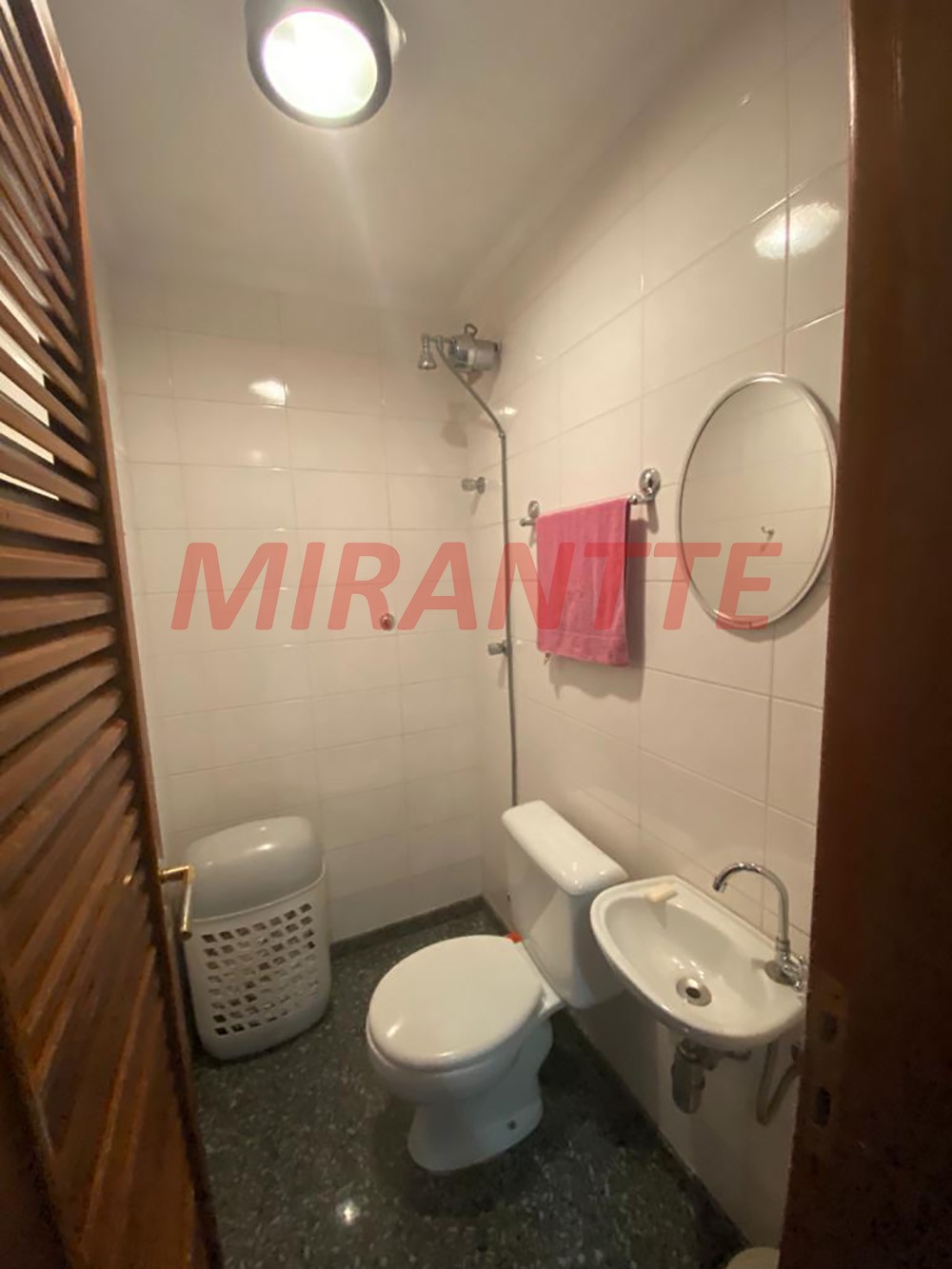 Apartamento com 3 quartos em Anália Franco