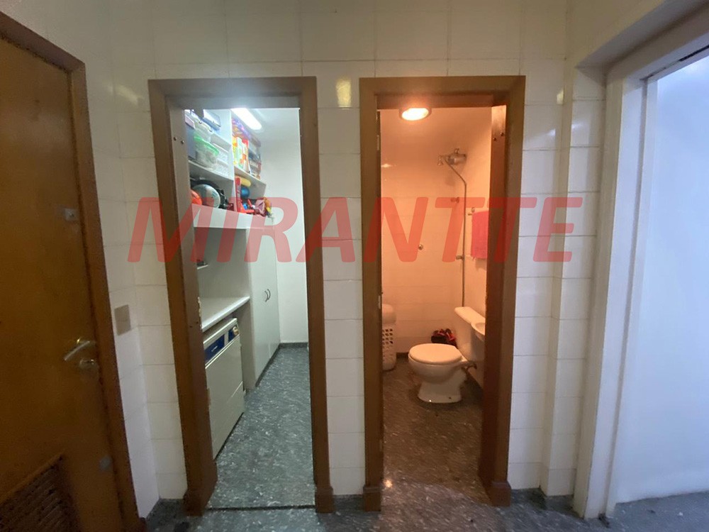 Apartamento com 3 quartos em Anália Franco