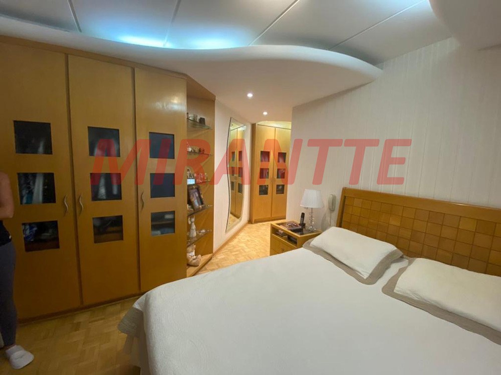 Apartamento com 3 quartos em Anália Franco
