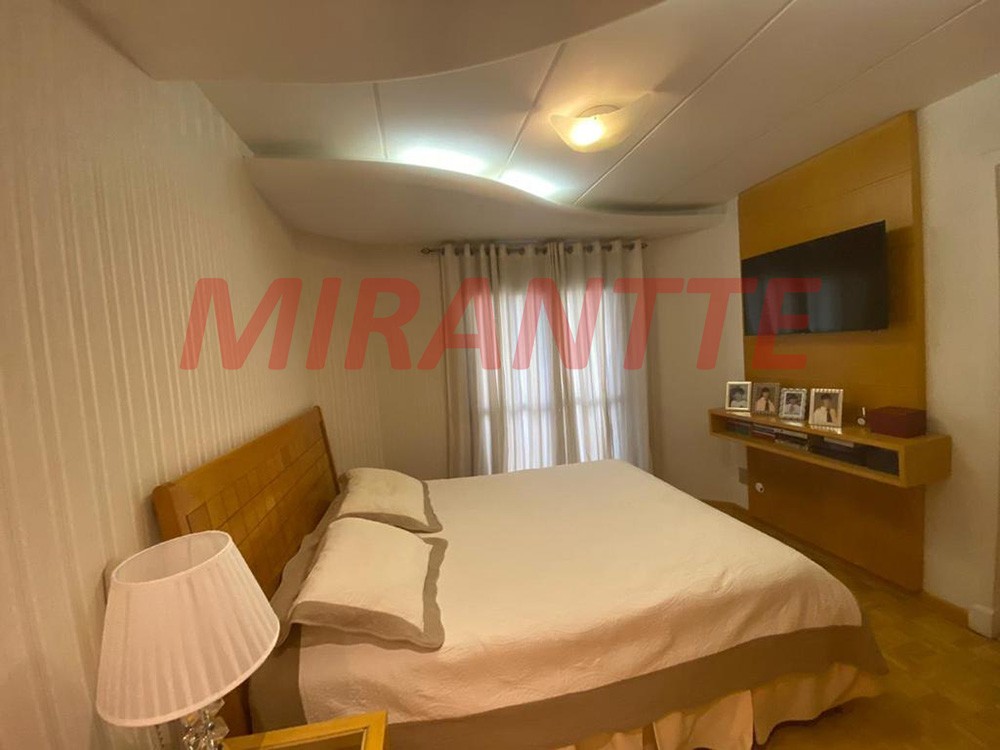 Apartamento com 3 quartos em Anália Franco