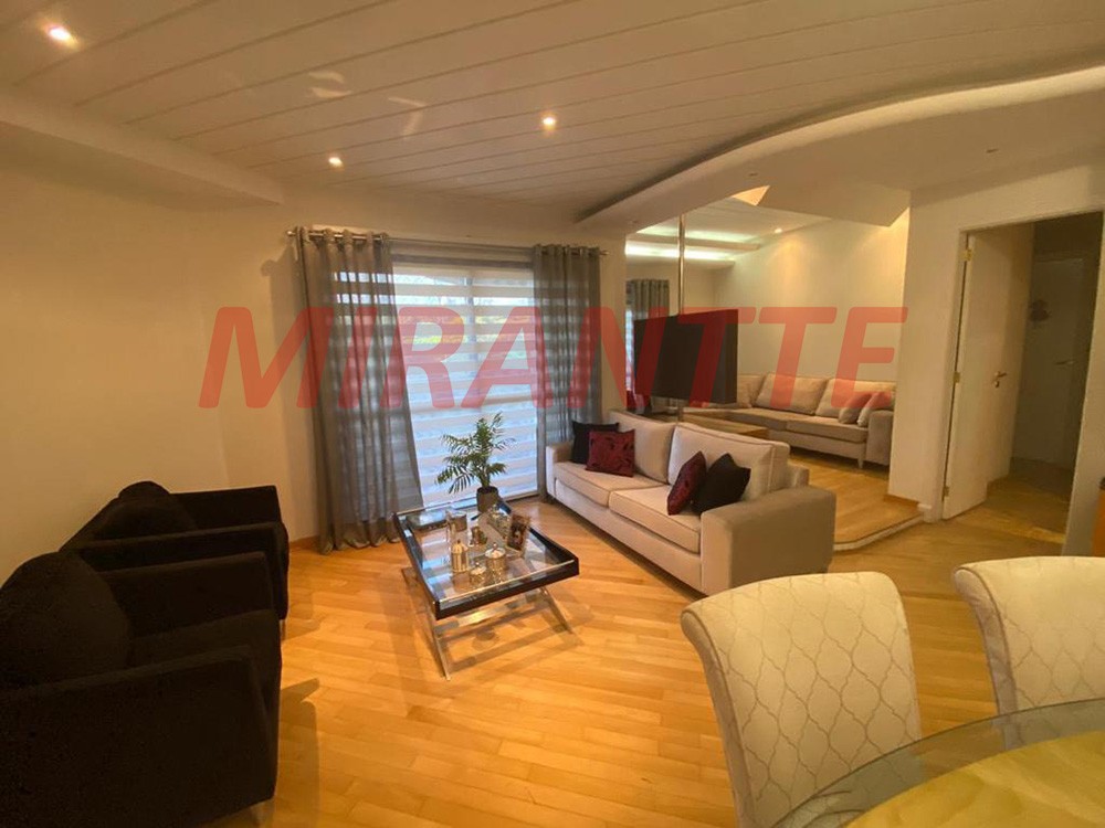 Apartamento com 3 quartos em Anália Franco