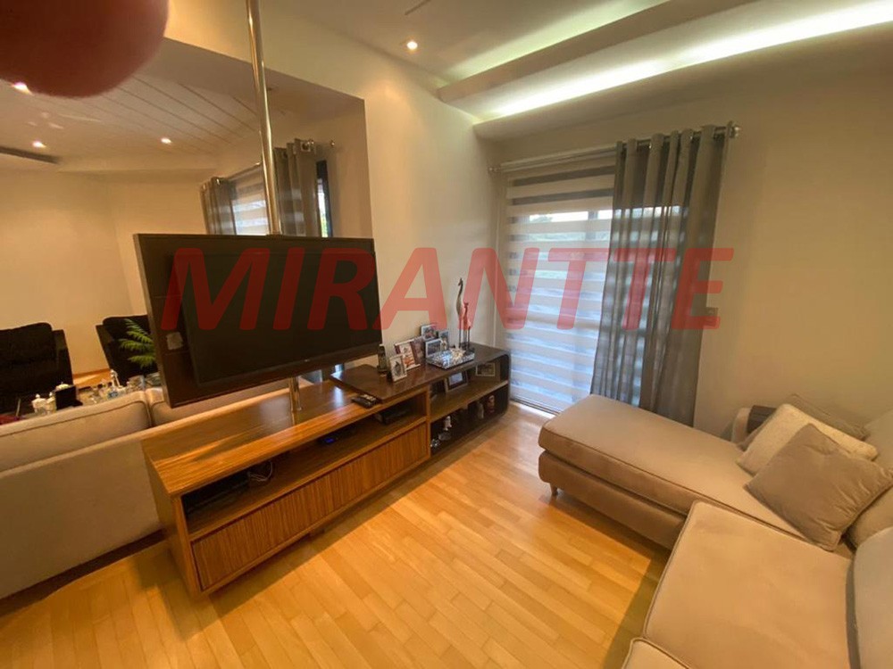 Apartamento com 3 quartos em Anália Franco