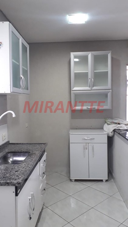 Sobrado de 218m² com 4 quartos em Vila Maria Alta