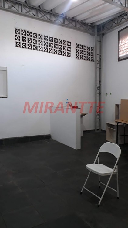 Sobrado de 218m² com 4 quartos em Vila Maria Alta