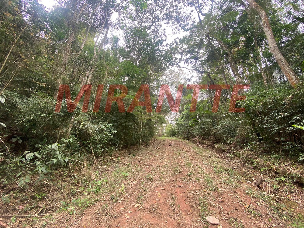 Terreno de 1000m² em Serra Da Cantareira
