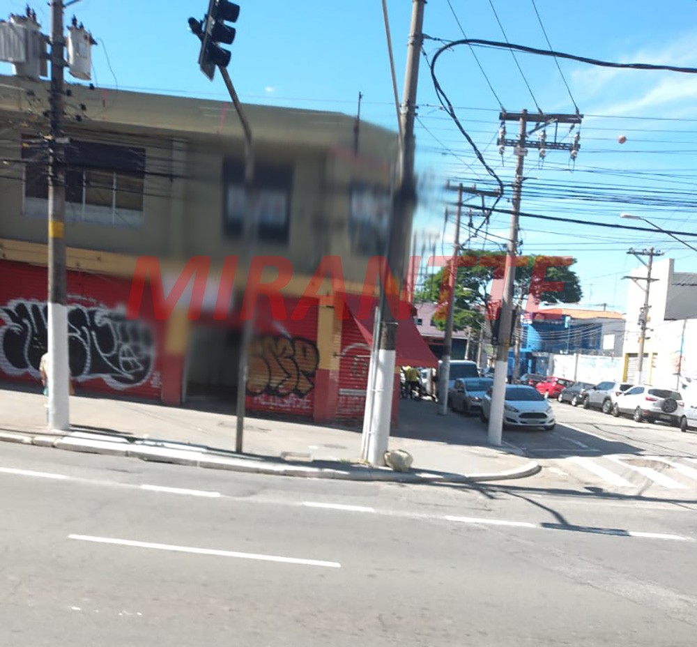 Comercial de 150m² em Santana