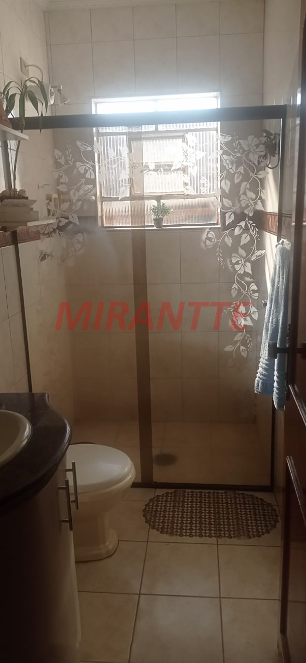 Sobrado de 120m² com 2 quartos em Vila Nivi